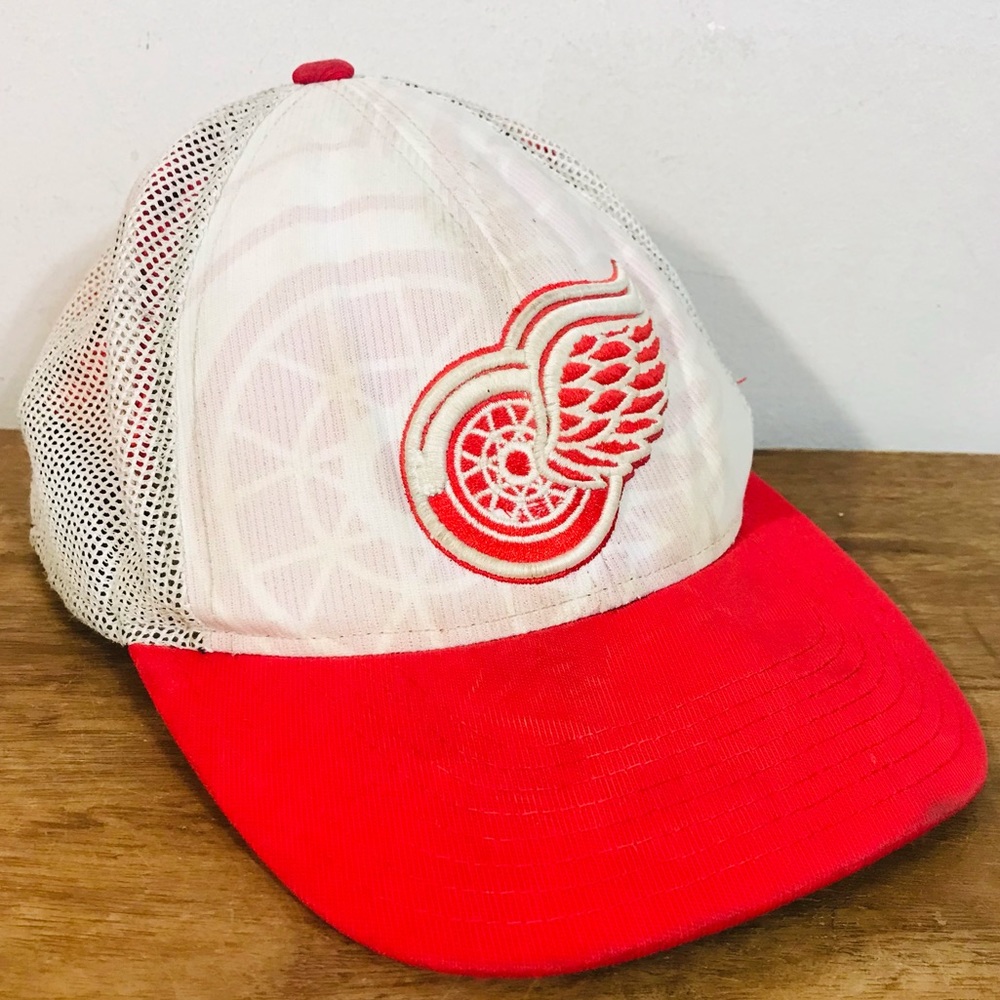 NHL hockey red wings hat